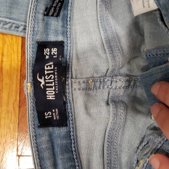 Three Pairs of Skinny Jeans, PacSun, 2 Hollister - Picture 4 of 5